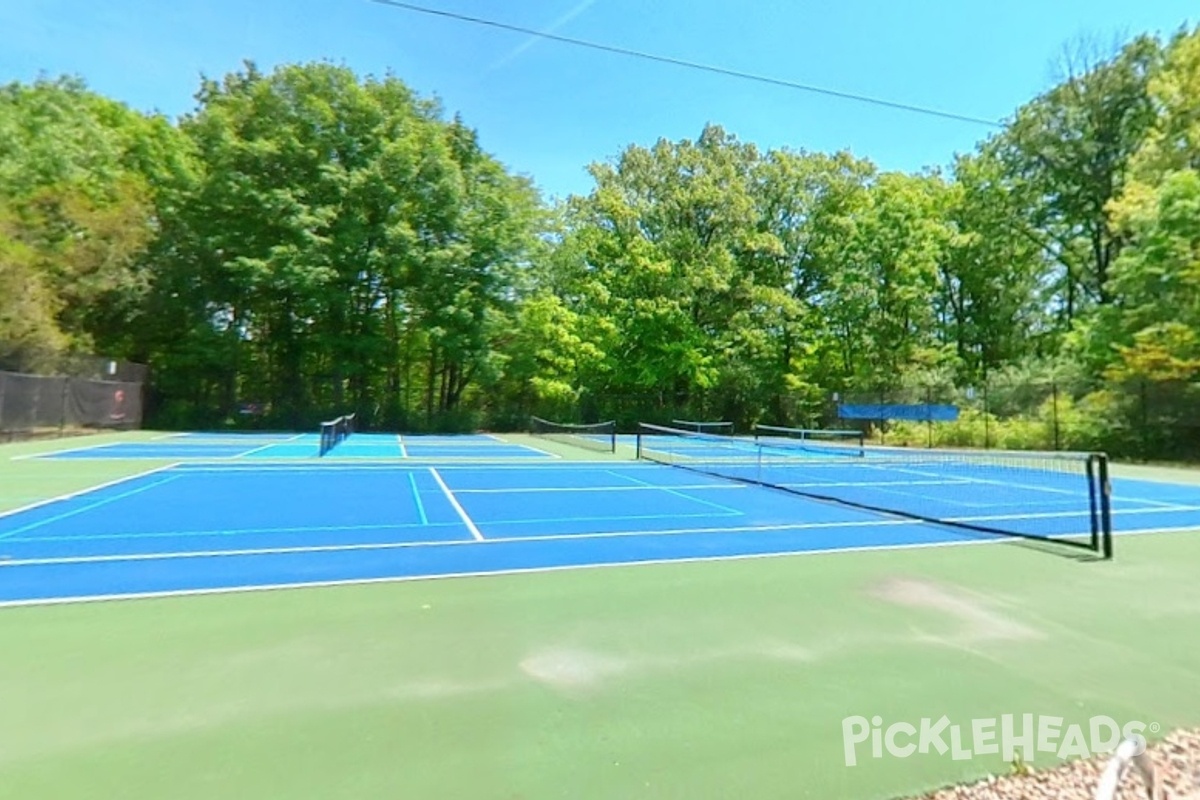 Photo of Pickleball at Highland Golf & Country Club